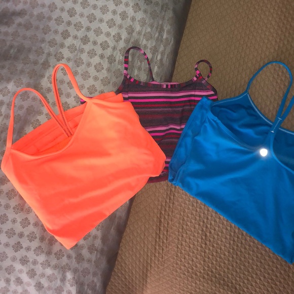 Lu Lu tops - Picture 1 of 1